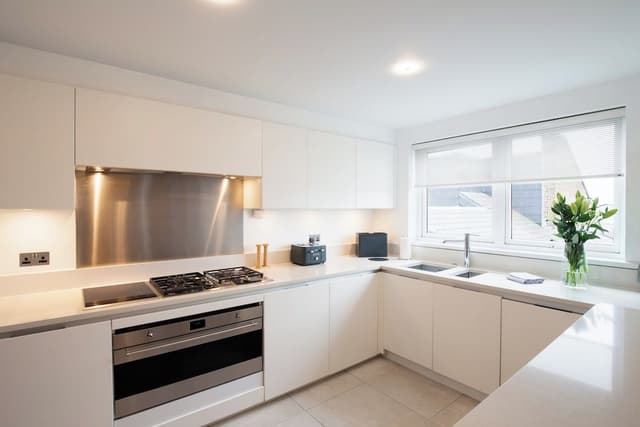 Luxury Apartment, 3 Bedrooms, Terrace, Courtyard View
