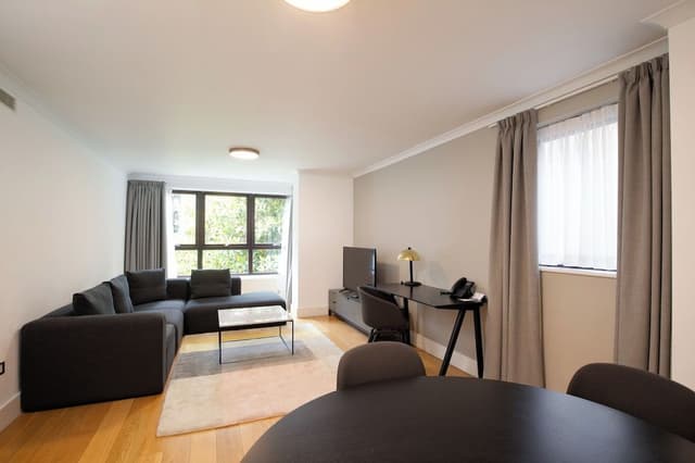 Standard Apartment, 1 King Bed, Non Smoking, Kitchen