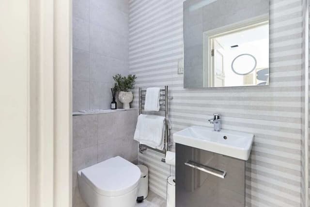 Apartment (4 Bedrooms)