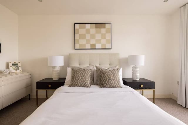 Apartment (3 Bedrooms)