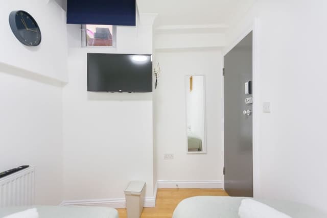Quadruple Room, Shared Bathroom
