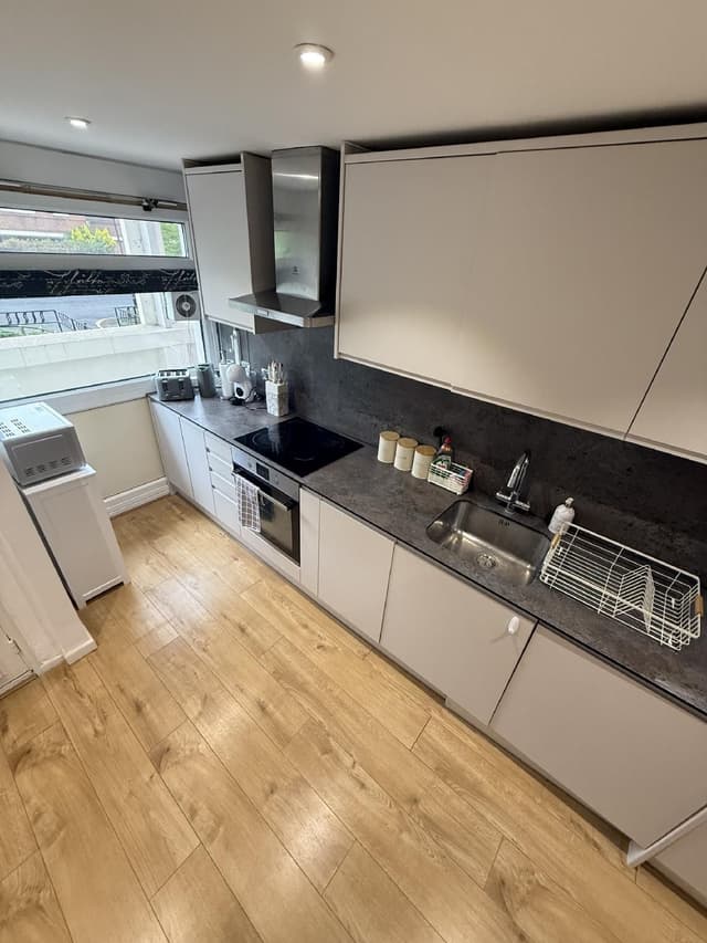King’s Cross / 3 bed /Overground