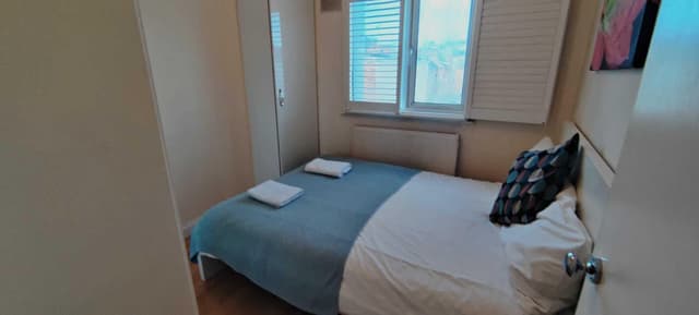 Apartment-Private Bathroom-8