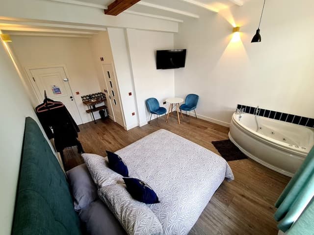 Luxury Suite, Hot Tub (1st Floor)