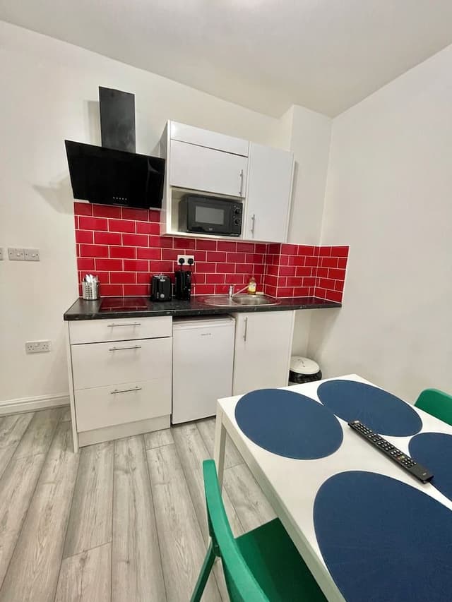 Standard Studio, Private Bathroom (Quad )