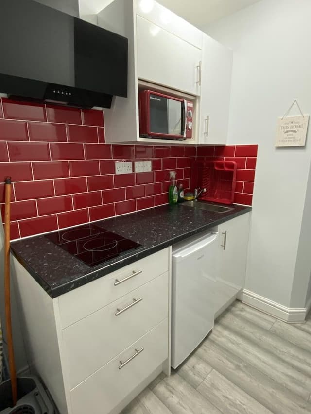 Studio, Private Bathroom