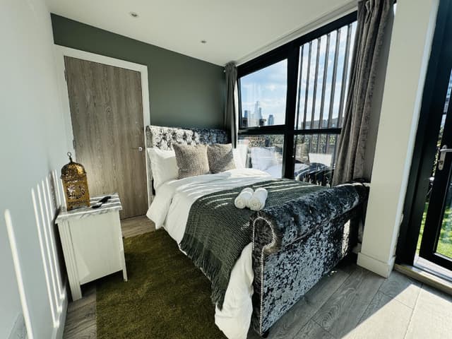 Double room-Standard-Shared Bathroom-FT102