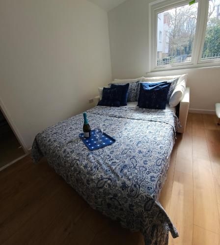 Modern Flat Near Central London2