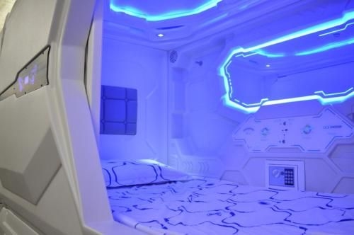 คอสโมส แคปซูล โคเวิร์กกิง ลอนดอน (Cosmos Capsule Coworking London)3