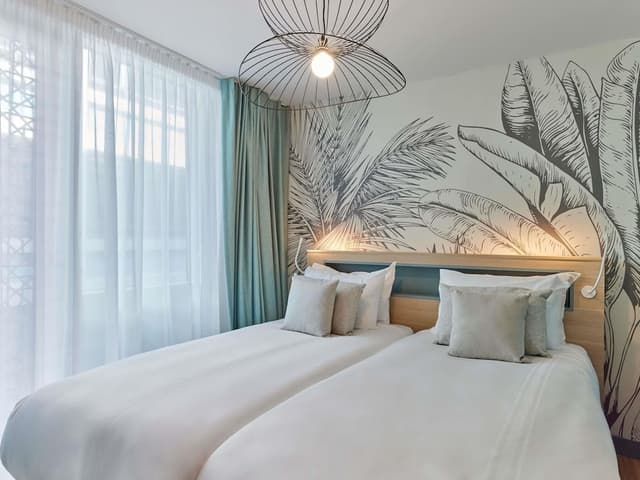 Four-Bedroom Apartment (twin or double beds)