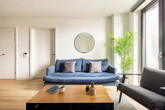 Superior One Bedroom Apartment