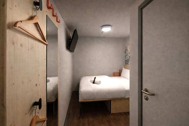 Double Room (No Windows)