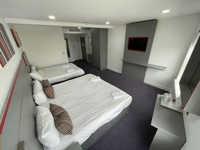 Quadruple Room, Ensuite