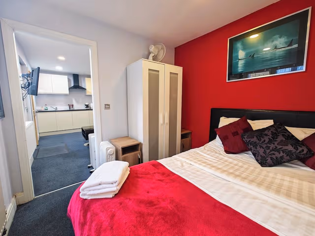 One Bedroom Apartment
