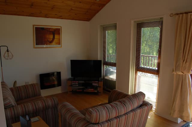 Chalet-Ensuite-Willow Lodge