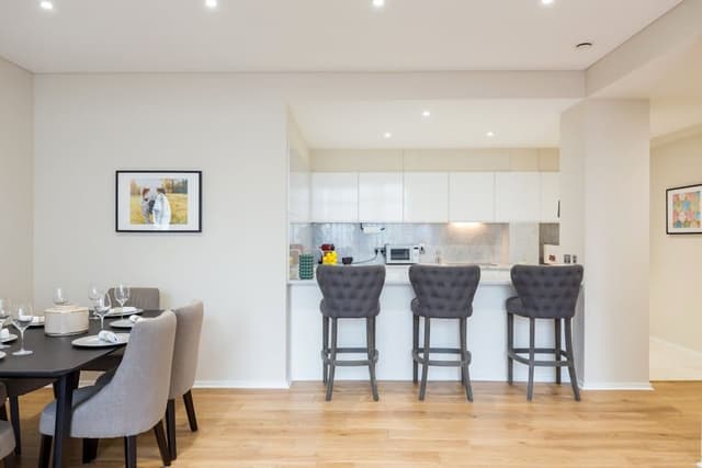 Deluxe Two Bedroom Apartment