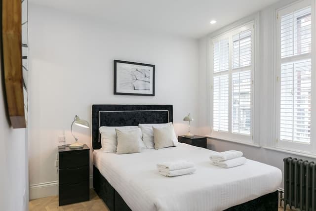 Superior Two Bedroom Apartment