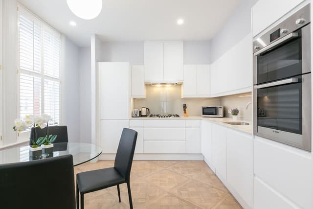 Superior Two Bedroom Apartment