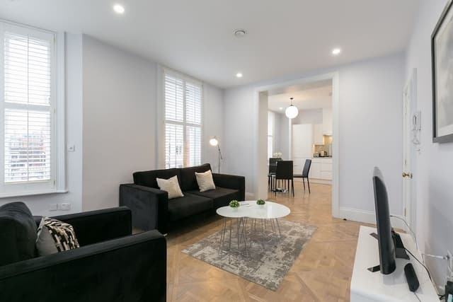 Superior Two Bedroom Apartment