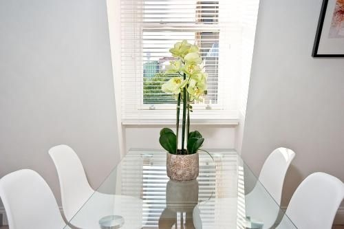 1 ห้องนอน 1 ห้องน้ำส่วนตัว ขนาด 32 ตร.ม. – เมย์แฟร์ (Interlude House E Penthouse by City Living London)4