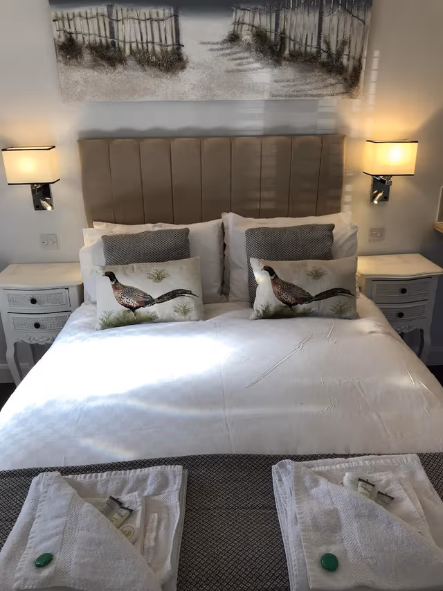 Double room-Deluxe-Ensuite with Shower-Countryside view-PHEASANT