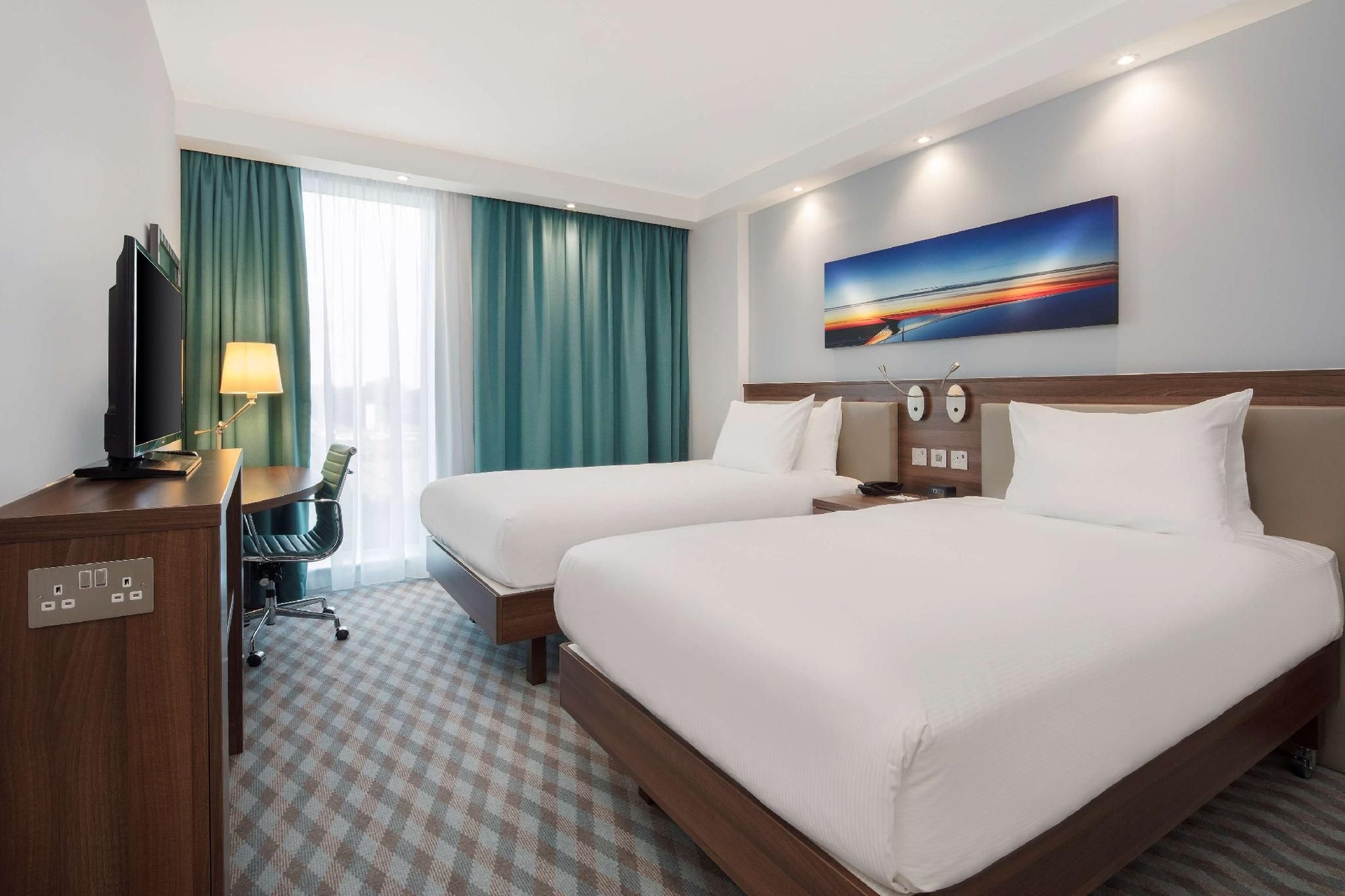 Hampton by Hilton London Stansted Airport3
