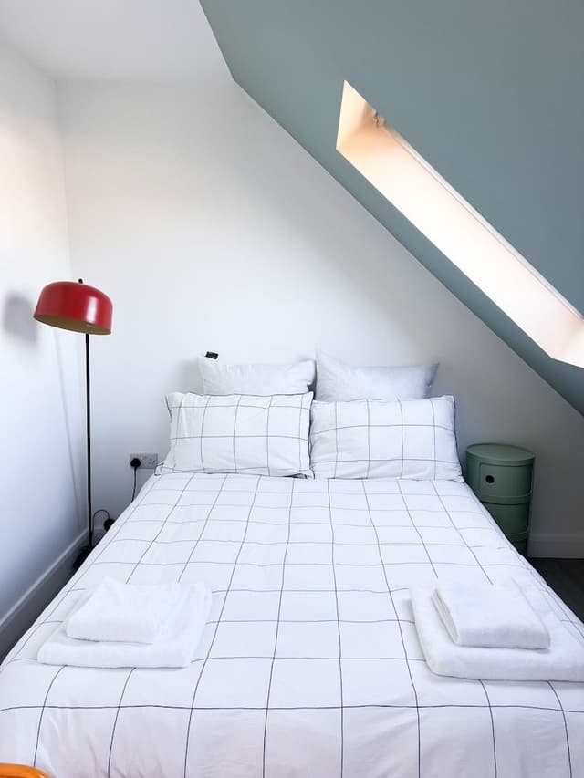 Design Double Room, Shared Bathroom, City View (second floor)