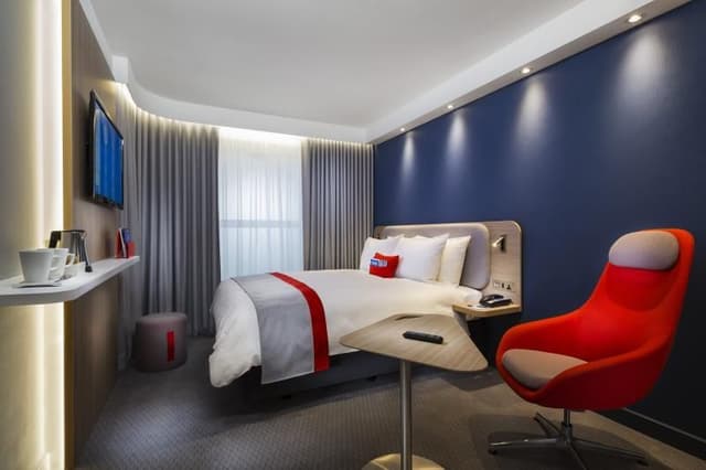 1 Double Accessible with Free Hot Breakfast