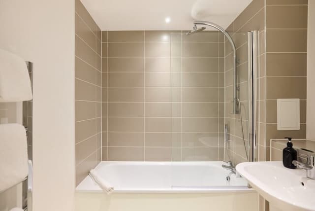 Apartment (2 Bedrooms)