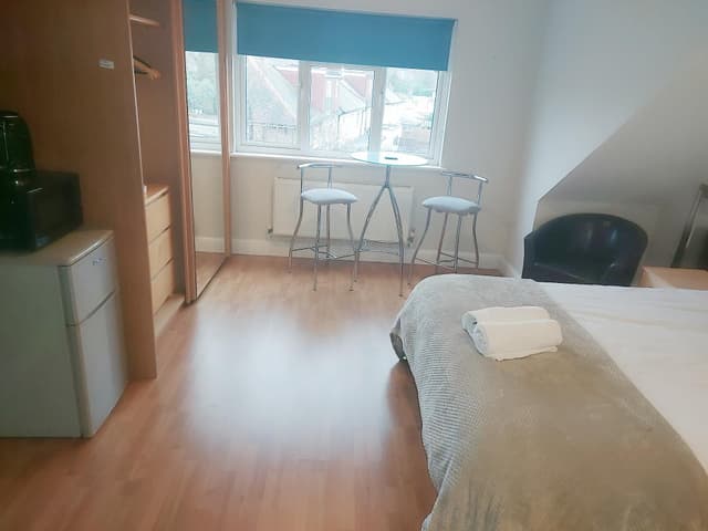 Superior-Loft-Private Bathroom-Room 1