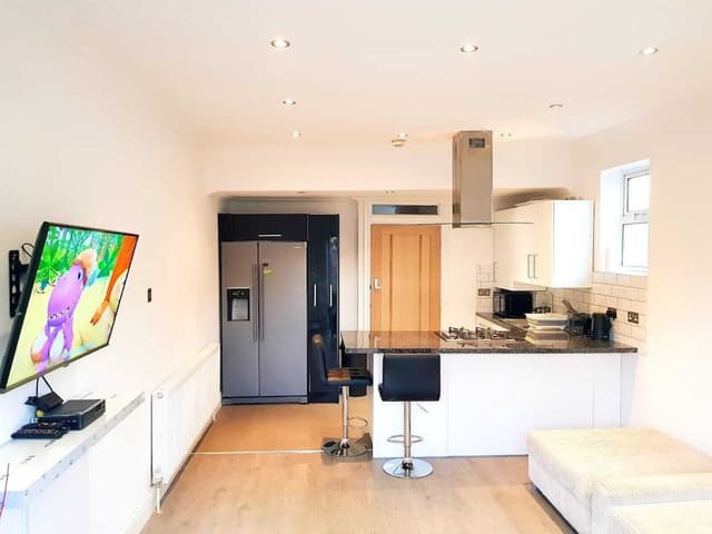 Executive Studio, Shared Bathroom, Garden View (EXECUTIVE STUDIO ROOM)