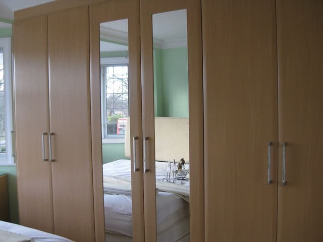Deluxe Double Room, Ensuite, Garden View (Mint Room)