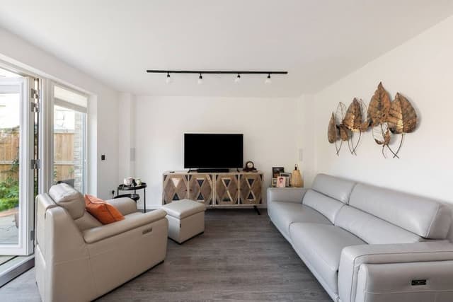 Apartment, 3 Bedrooms, Balcony