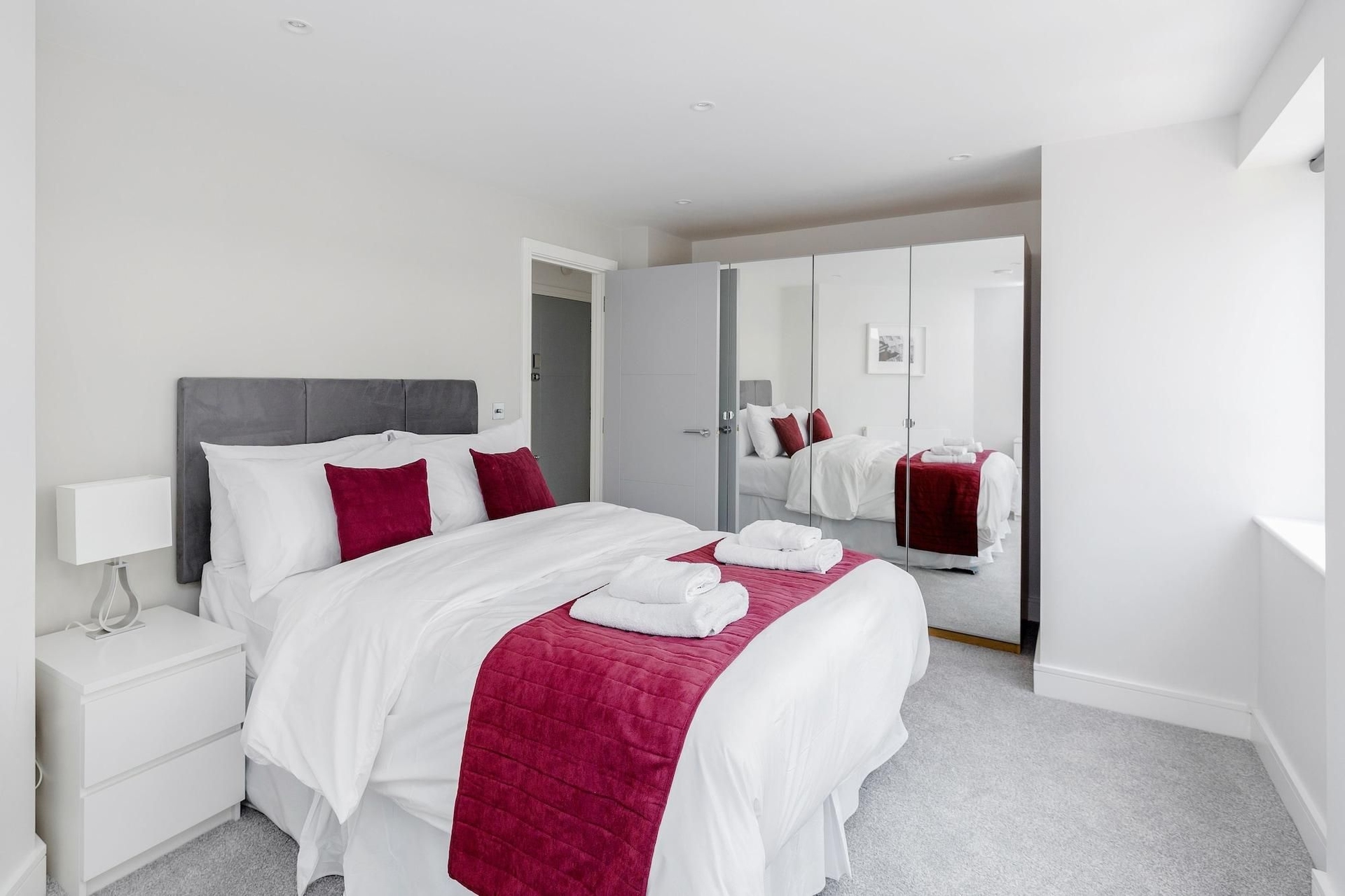 รูมสเปซ เซอร์วิสด์ อพาร์ตเมนต์ส - วอลโพล คอร์ต (Roomspace Serviced Apartments- Walpole Court)1