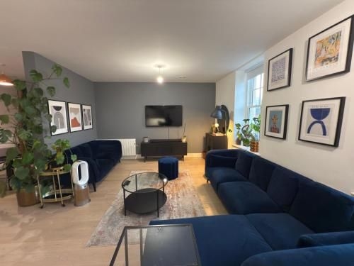 อพาร์ตเมนต์ 2 ห้องนอน 2 ห้องน้ำส่วนตัว ขนาด 80 ตร.ม. – กรีนฟอร์ด (West London Luxury Oasis, Ealing Broadway)1