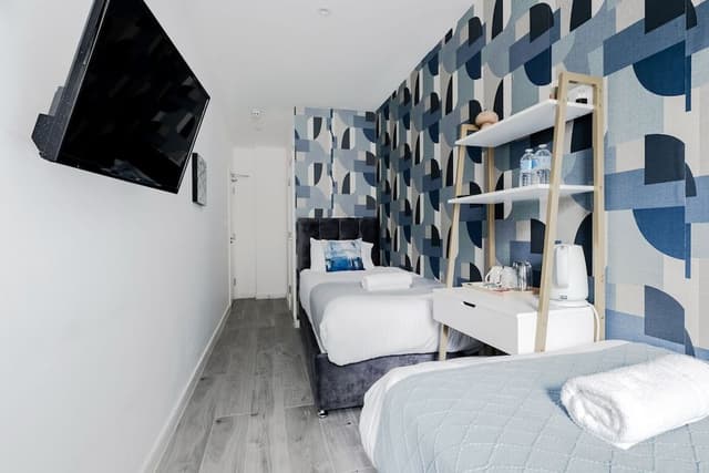 Standard Twin Room, Ensuite