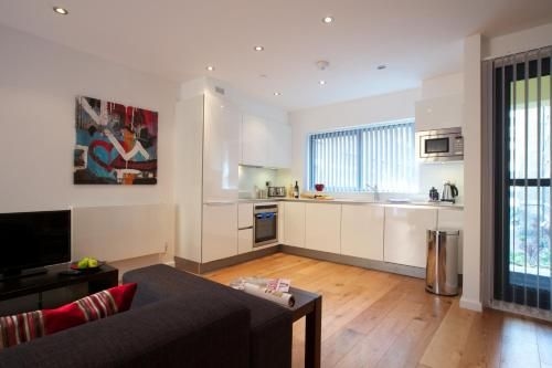 ไมล์สเพลส บาย วิริเดียน อพาร์ตเมนท์ (Miles Place by Viridian Apartments)3