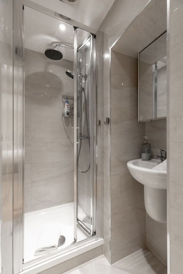 Apartment, Private Bathroom (2)