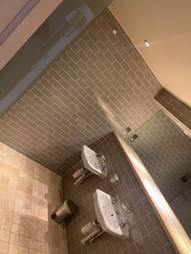 Double or Twin-Standard-Wet room-Accessible G/floor Room