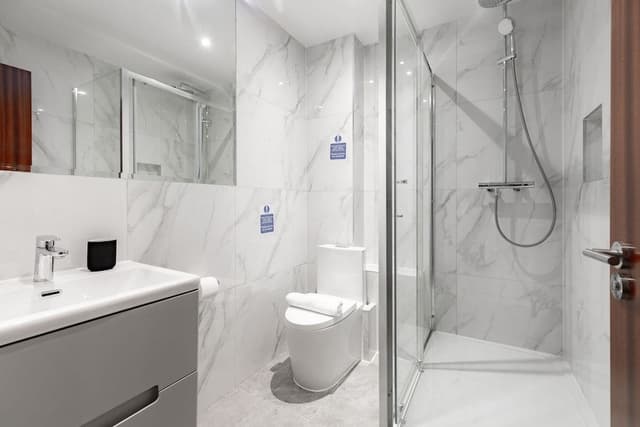 Deluxe Studio, Ensuite, City View