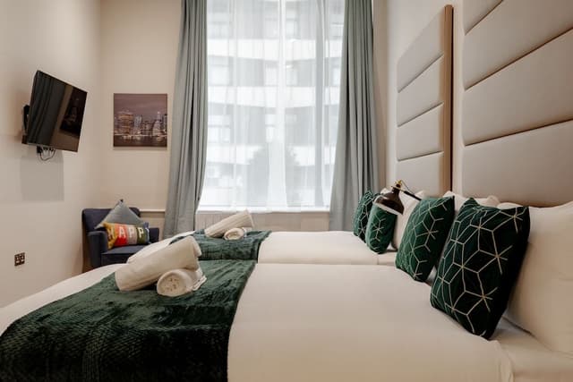 Superior Studio, Ensuite