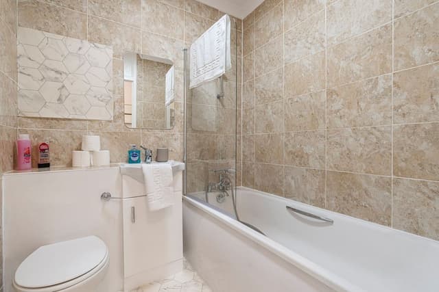Deluxe Apartment, Private Bathroom, City View