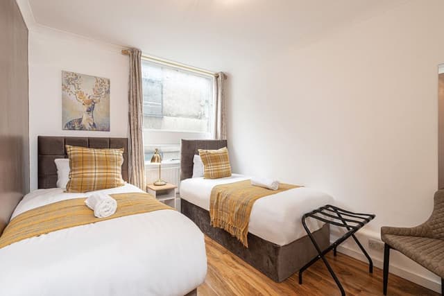 Deluxe Apartment, Private Bathroom, City View