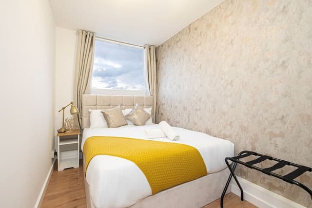Family Apartment, Ensuite