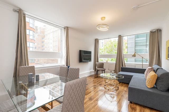 Deluxe Apartment, Private Bathroom, City View