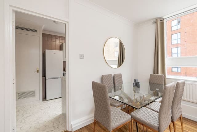 Deluxe Apartment, Private Bathroom, City View