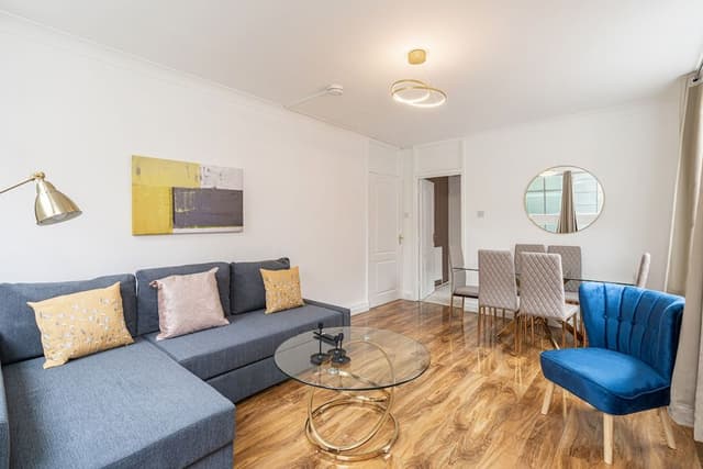 Deluxe Apartment, Private Bathroom, City View