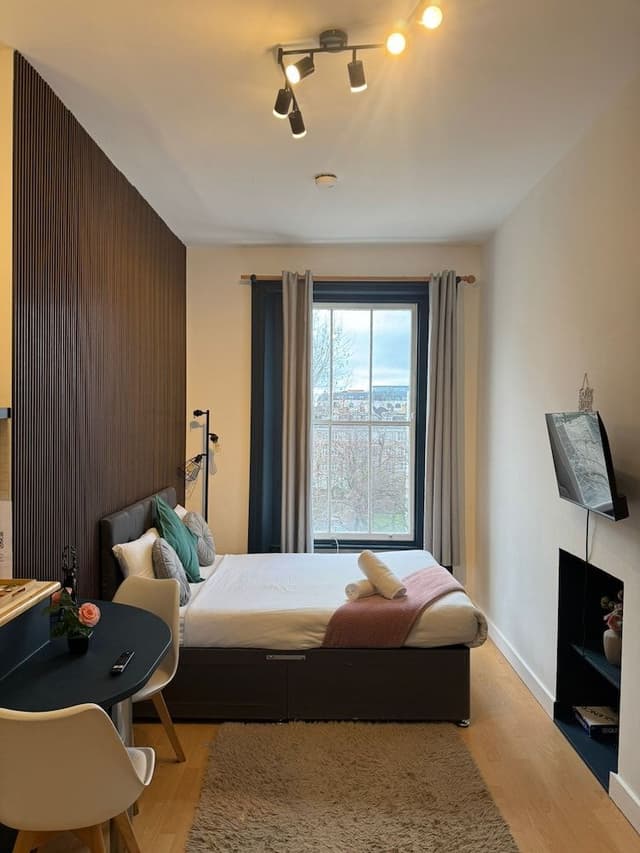 Superior Studio, Ensuite