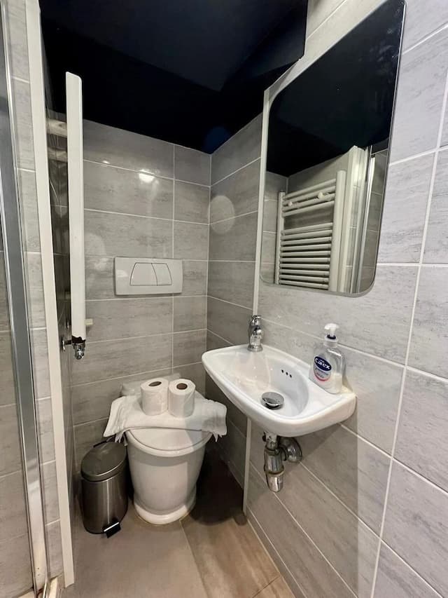 Family Studio, Ensuite