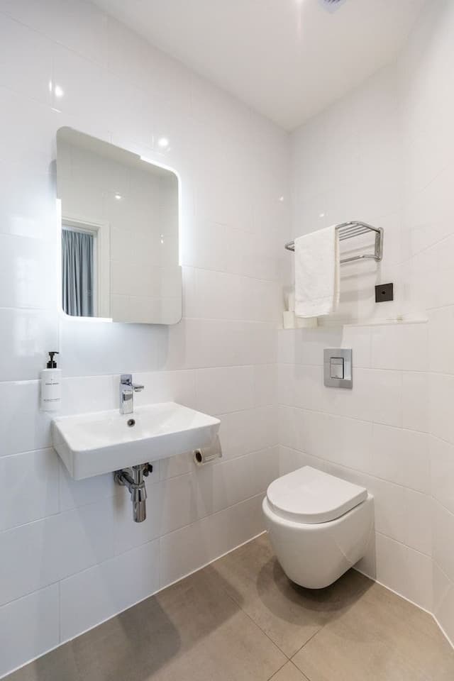 Premium Twin Room, Ensuite (Deluxe)
